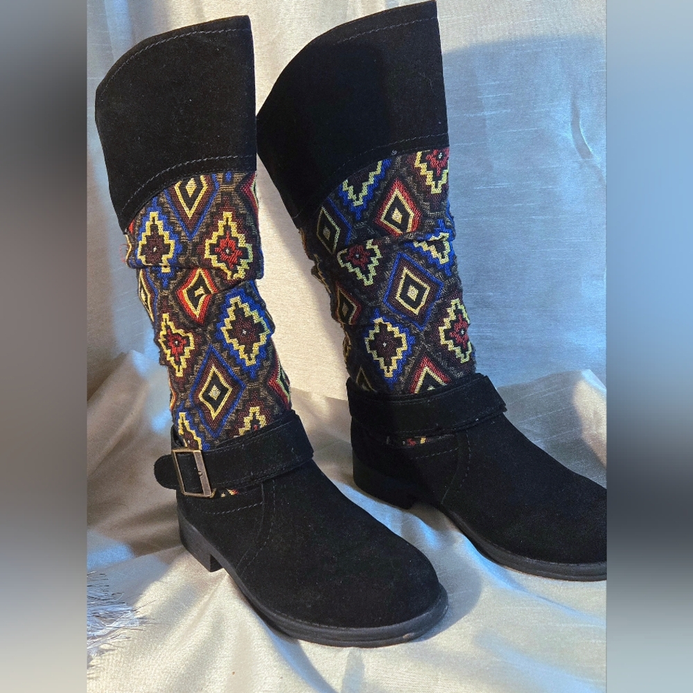 Muk Luks Slouchy Colorful Patterned Women's Boots - Picture 5 of 11